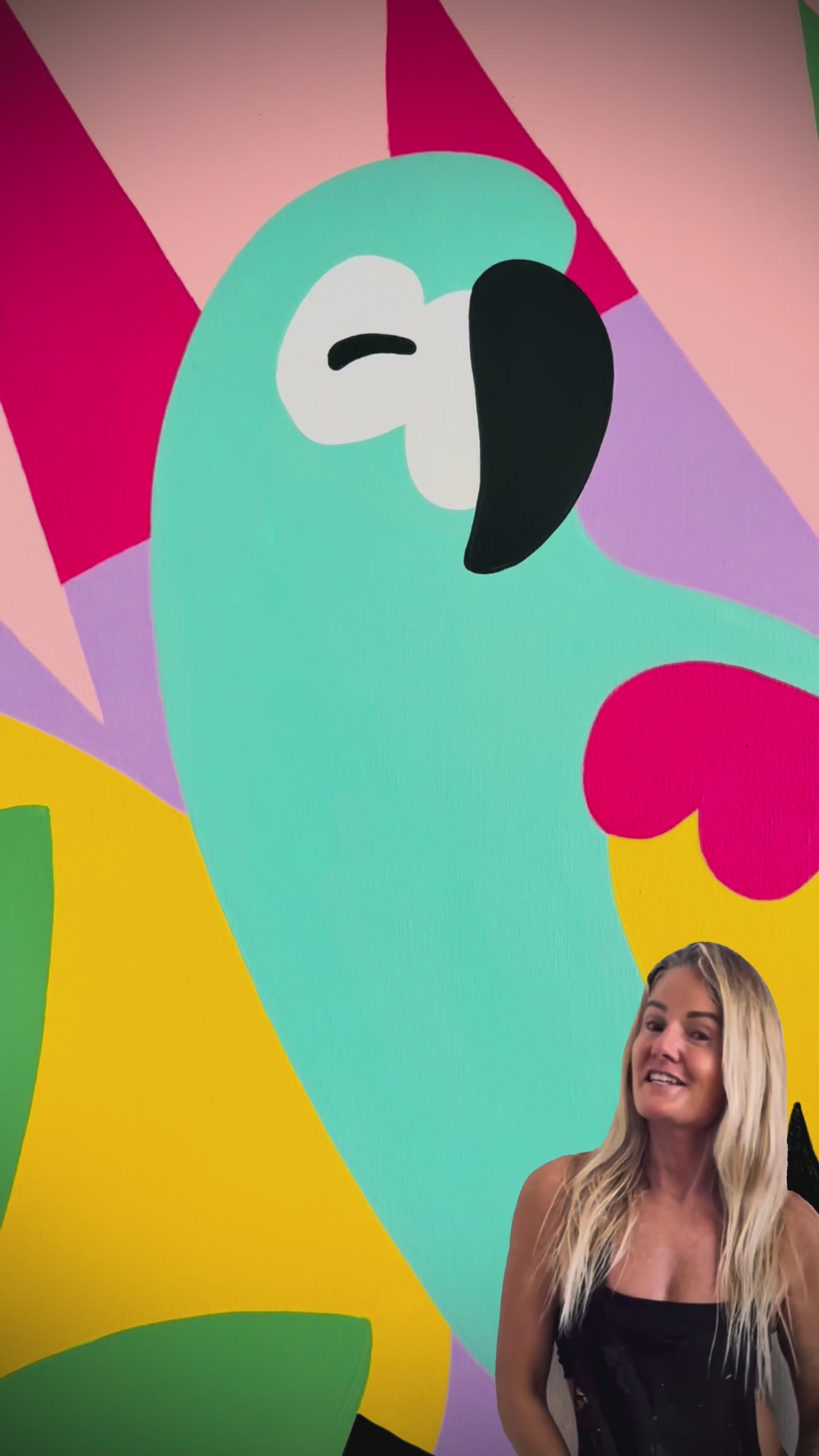 pepallama explains the inspiration for her original parrot painting in Costa Rica